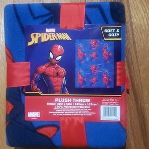 Spider-Man Plush Throw Blanket